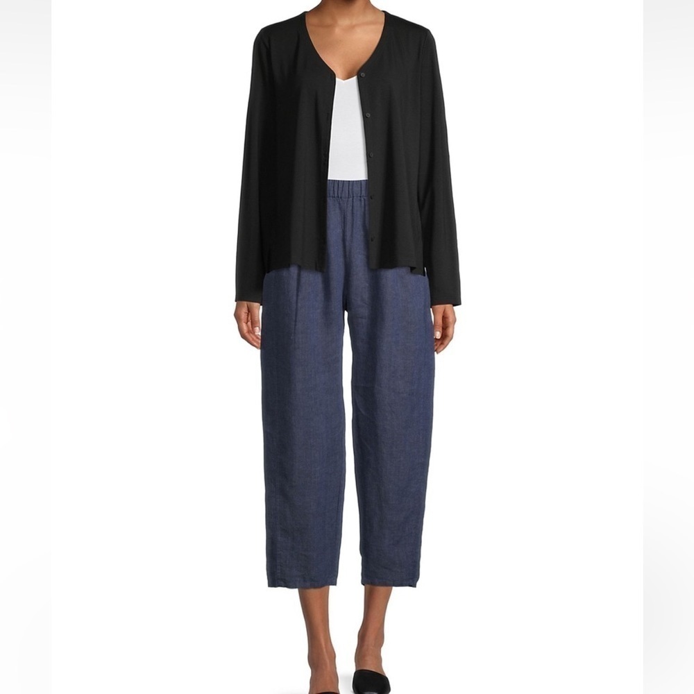 Eileen Fisher V-Neck Button-down Blouse in Black